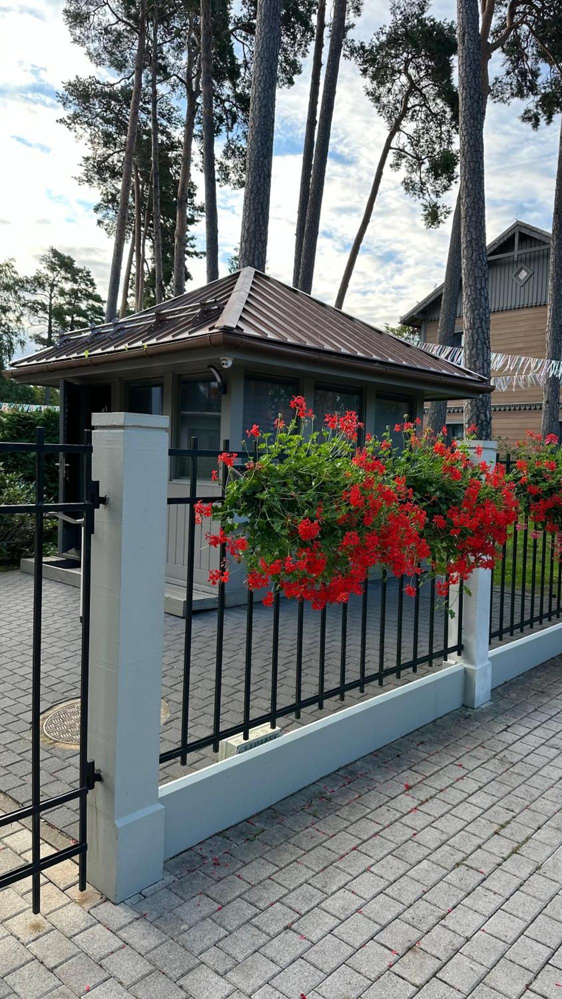 Dzintari Apartamento Jūrkalne Exterior foto